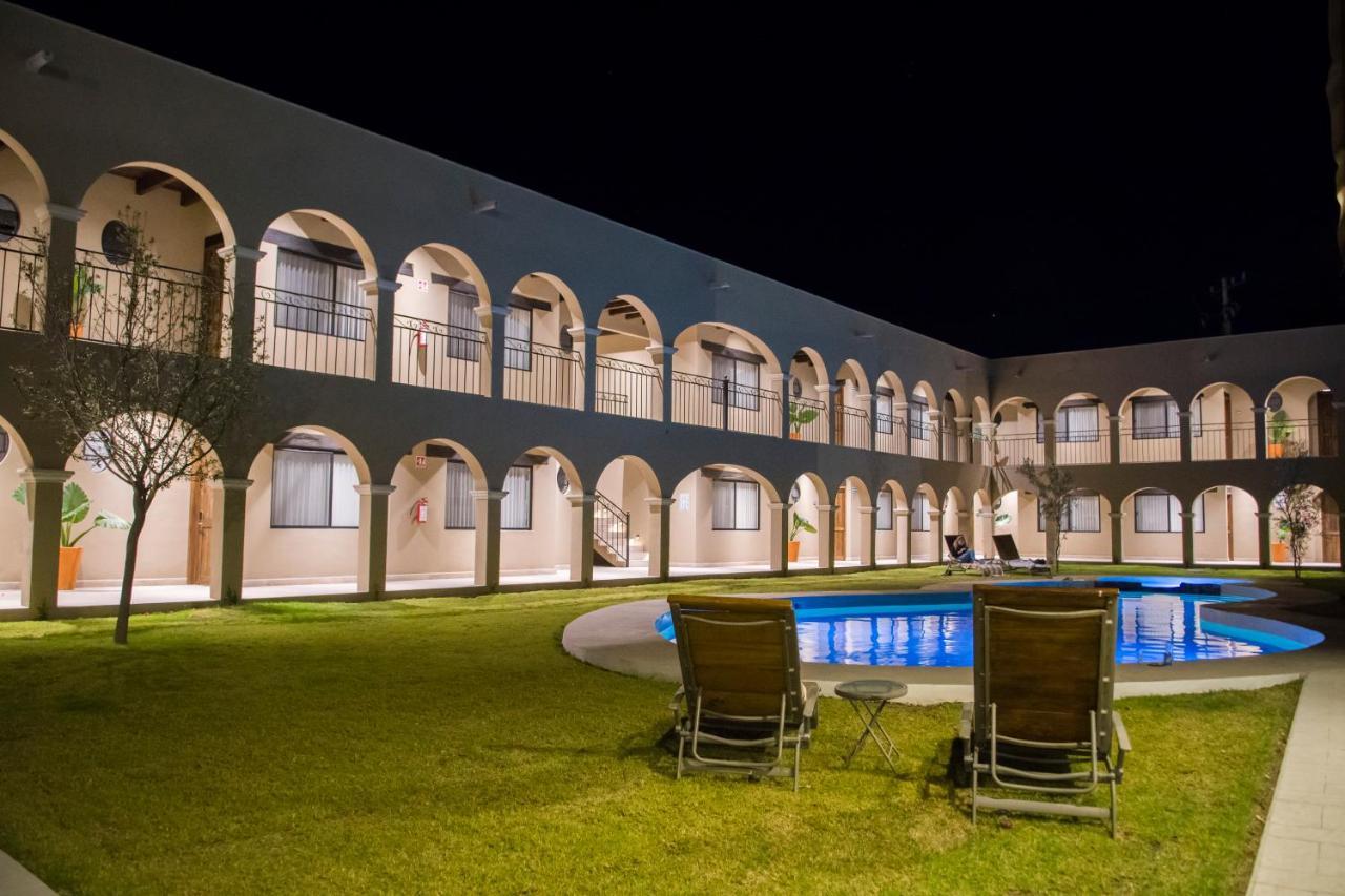 Real De Corralejo Hotel Alcocer Exterior photo